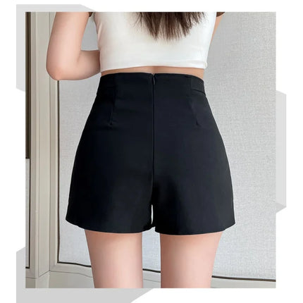 Stylish Black Solid Color Elastic Waist Women Shorts Comfortable Cotton Blends Straight Fit Trendy Trouser Style Perfect for Casual Outings