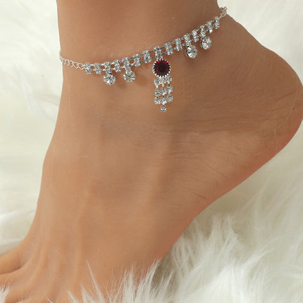 Sparkling Crystal Anklet Stylish Rhinestone Decorated Metal Beach Wear Jewelry for Women Perfect for Parties or Casual Summer Vibes!