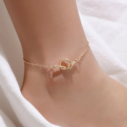 Glamorous Golden Hook Closure Anklets Perfect for Boho Babes! Stay stylish all summer long with these beach-worthy anklets for women.