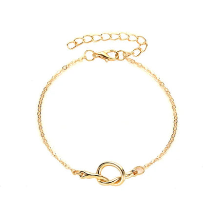 Glamorous Golden Hook Closure Anklets Perfect for Boho Babes! Stay stylish all summer long with these beach-worthy anklets for women.