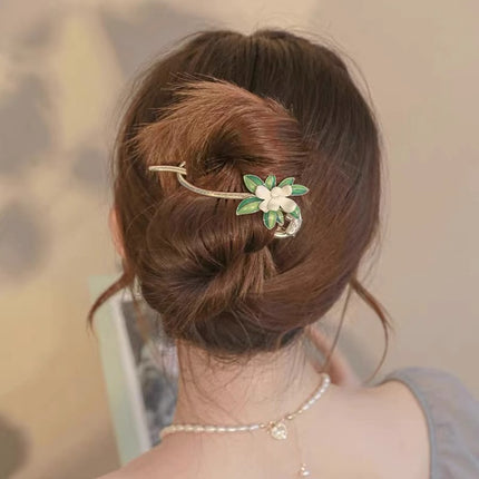 Twisted Hair Styling Women Fashion Cute Hooked Clip - Multi Color