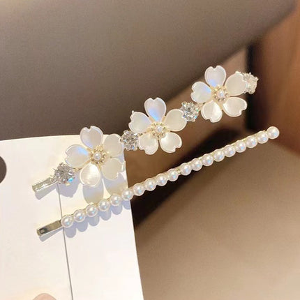 Pearl Decorated Carved Floral Patch Women Headwear Hair Grooming Party Wear Hair Clips - White