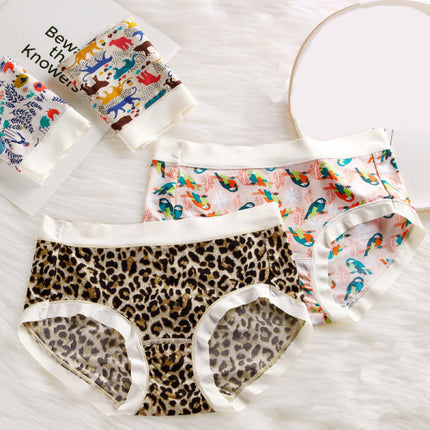 Stylish Animal Print Hipster Panties Soft Breathable Cotton Blend Underwear for Women. Perfect for Summer Fashion