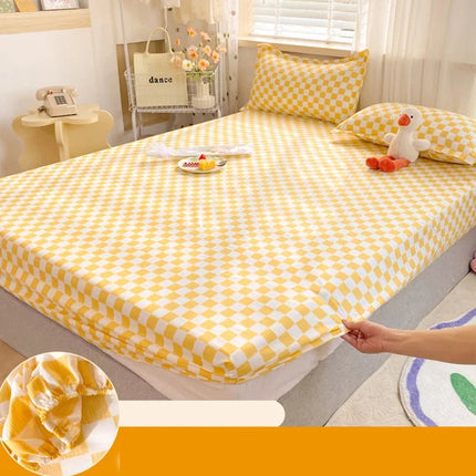 Plaid Queen Size Bed Sheets Set Soft Cotton Blends Premium Quality Easy Wear with 2 Pillow Covers Non Slip White Yellow 150 x 200cm