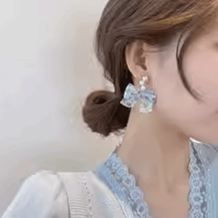 Small Floral Bow Ribbon Pearl Earrings - Blue