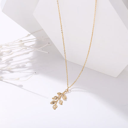 Women Fashion Leaf Shape Simple Necklace - Golden