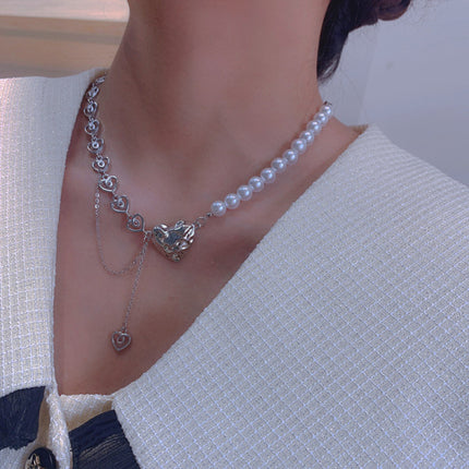 Irregular Pearl Heart Girls Necklace - Silver