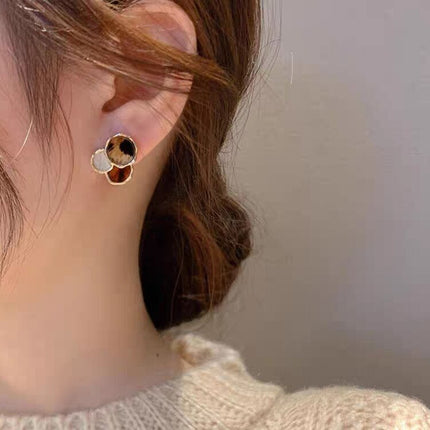 Simple Leopard Print Earrings - Golden