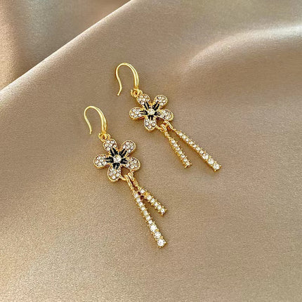 Floral Patched Pearl Décor Ear Tops - Golden