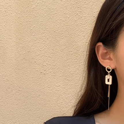 Fashion Square Imitation Shell Tassel Earrings - White