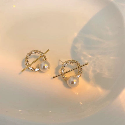 Exquisite Light Luxury Pearl Hoop Earrings - Golden