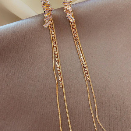 Crystal Patched Thin Chain Earrings Pair - Golden